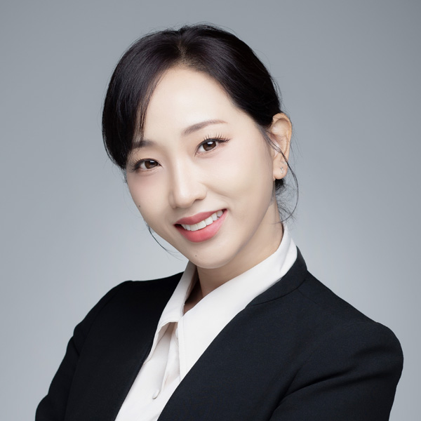 Scarlett Park, Yoo & Park Realty Group